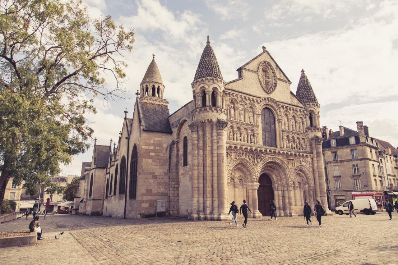 La Maison De La Liberte Suite Jeanne Barret Poitiers Luaran gambar
